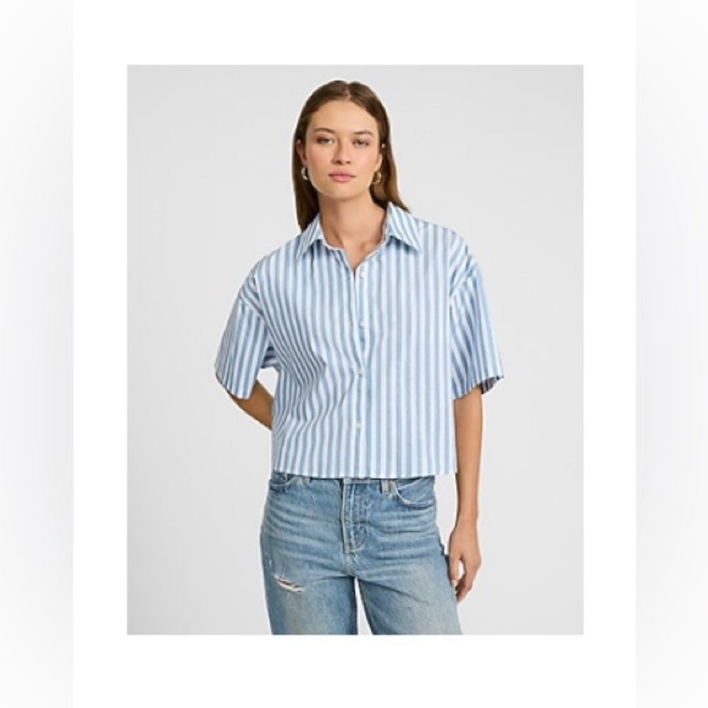 Express Stretch Cotton Poplin Stripped Short Sleeve Cropped Button Down Shirt - Picture 2 of 13